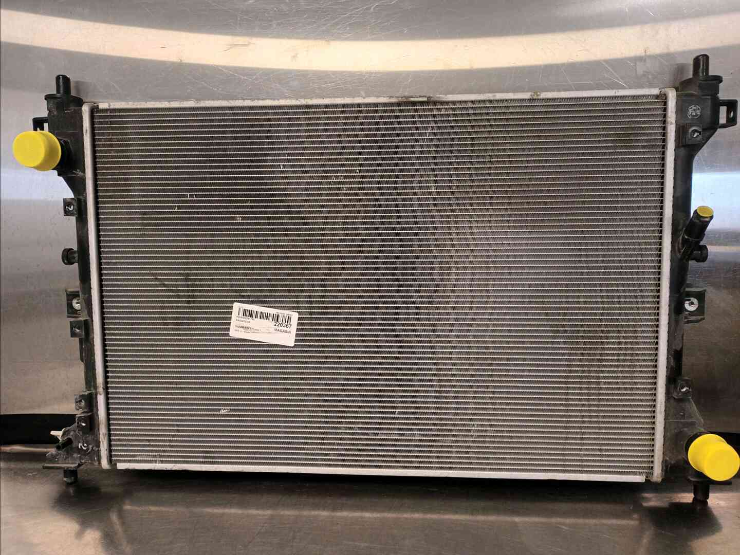 Radiateur D'eau Pour Suzuki Wagon-R Phase 2 - Réf. 1770079C01, Occasion En état Correct, Kilométrage 0